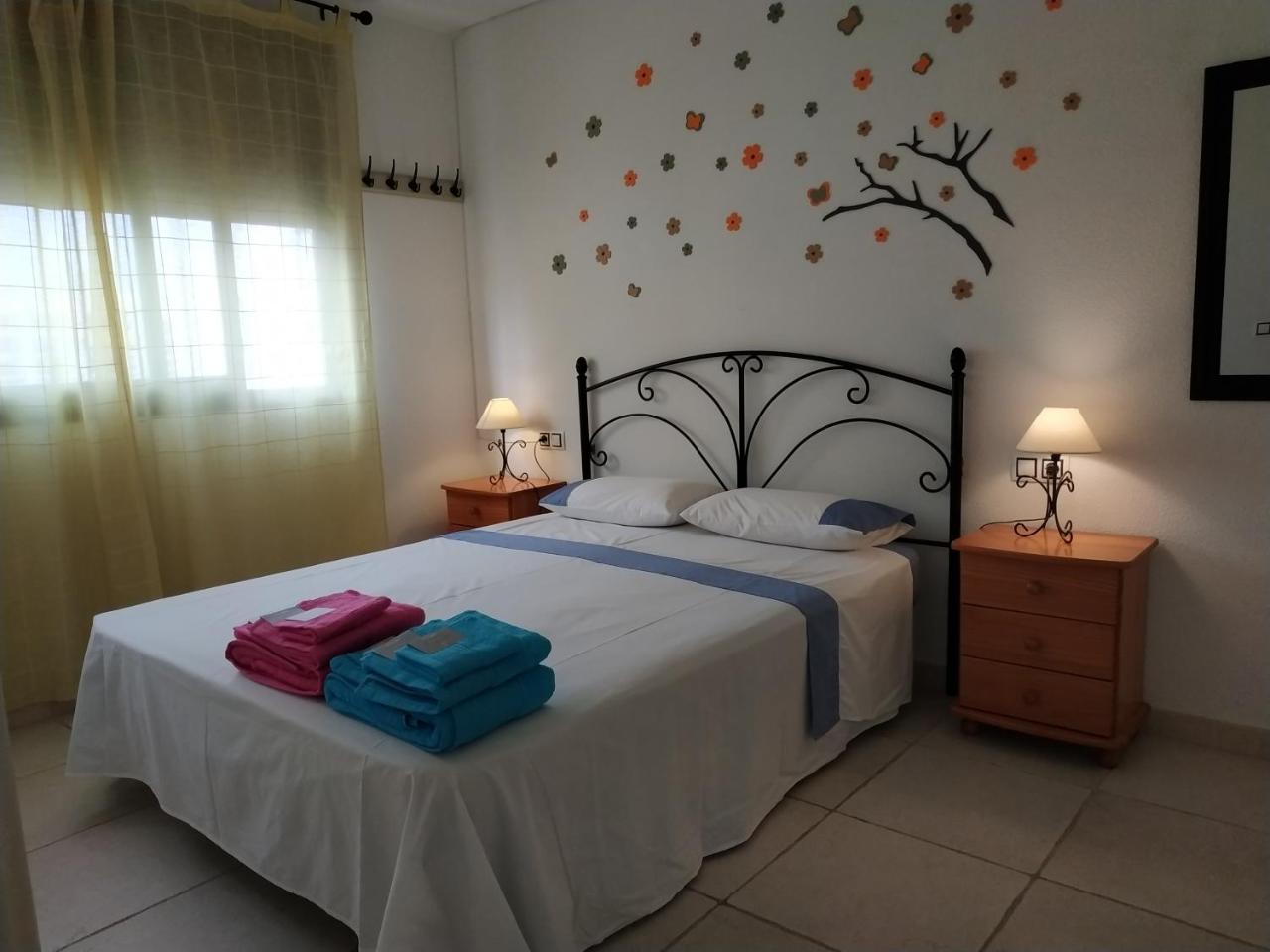Apartamentos Tamarindo Кала-де-Фінестрат Екстер'єр фото